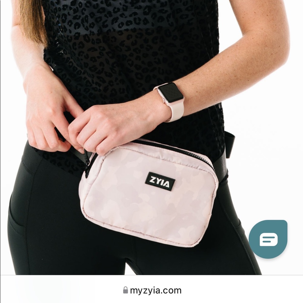 Zyia pink Camo crossbody bag